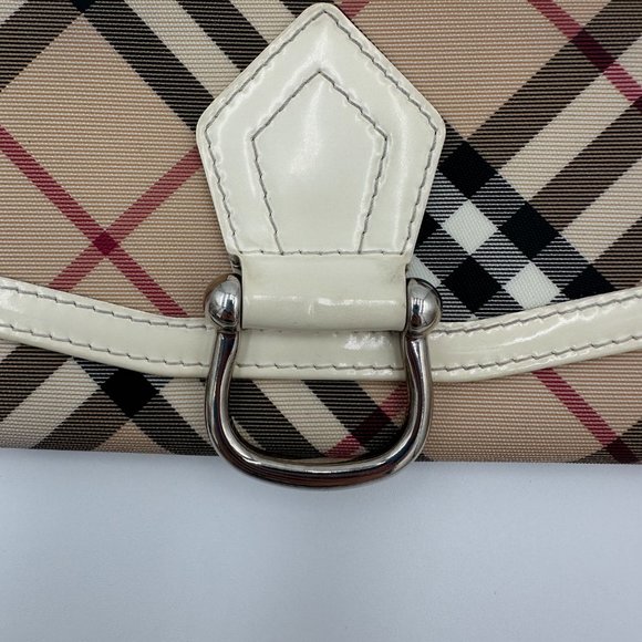 BURBERRY Nova Check Wallet - Picture 6 of 15